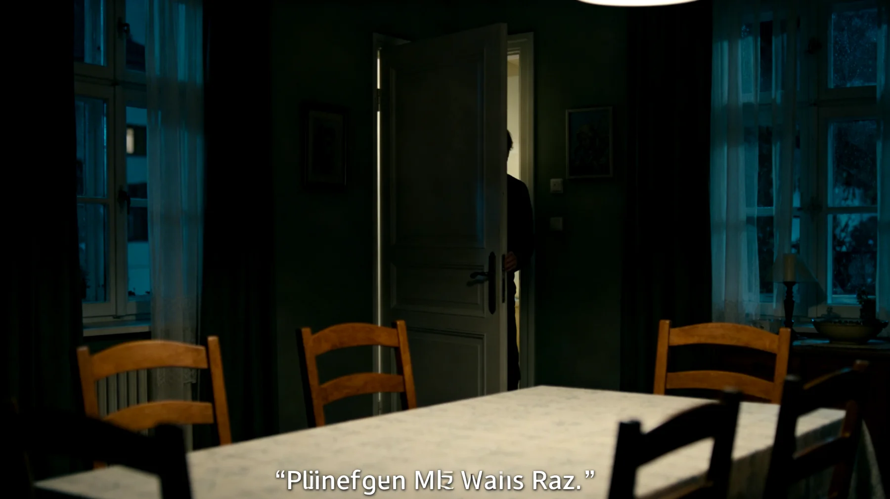 Die Eltern kämpfen täglich mit dem impulsiven und rebellischen Verhalten ihrer jungen Erwachsenen, die Regeln und Autoritäten offen ablehnen, häufig in heftige Auseinandersetzungen geraten und jede Form von elterlichem Einfluss als Einschränkung ihrer Freiheit empfinden."